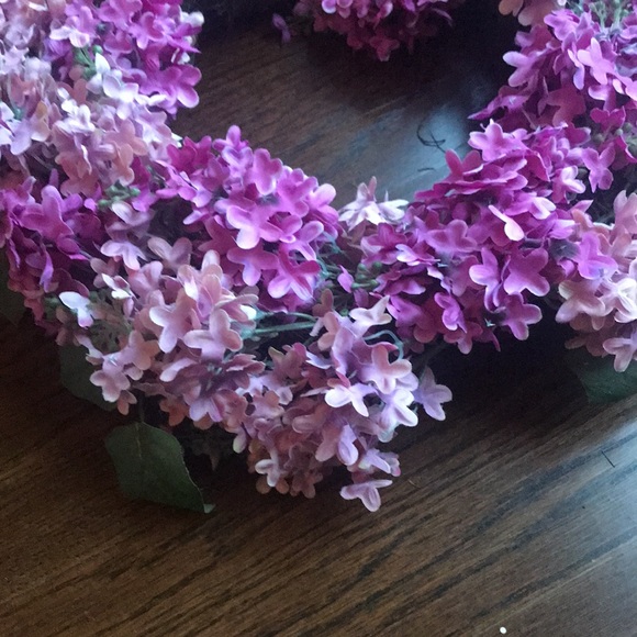 Faux hydrangea wreaths - Picture 7 of 13